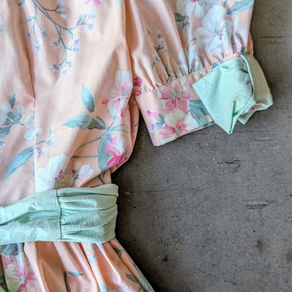Vintage Clues Collections Pastel Orange Floral Puff Sleeve Midi Dress size 8 - Picture 6 of 13